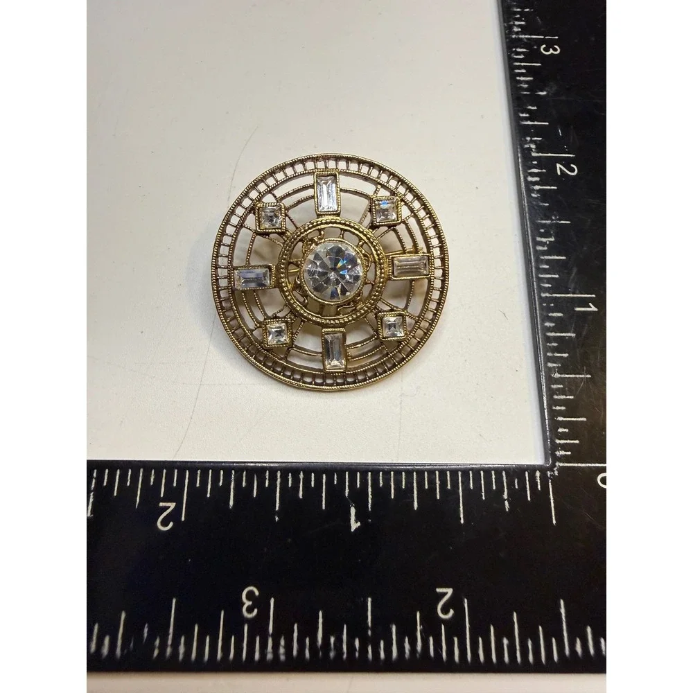 Gold Tone Round Crystal Rhinestone Openwork Geometric Brooch Pin